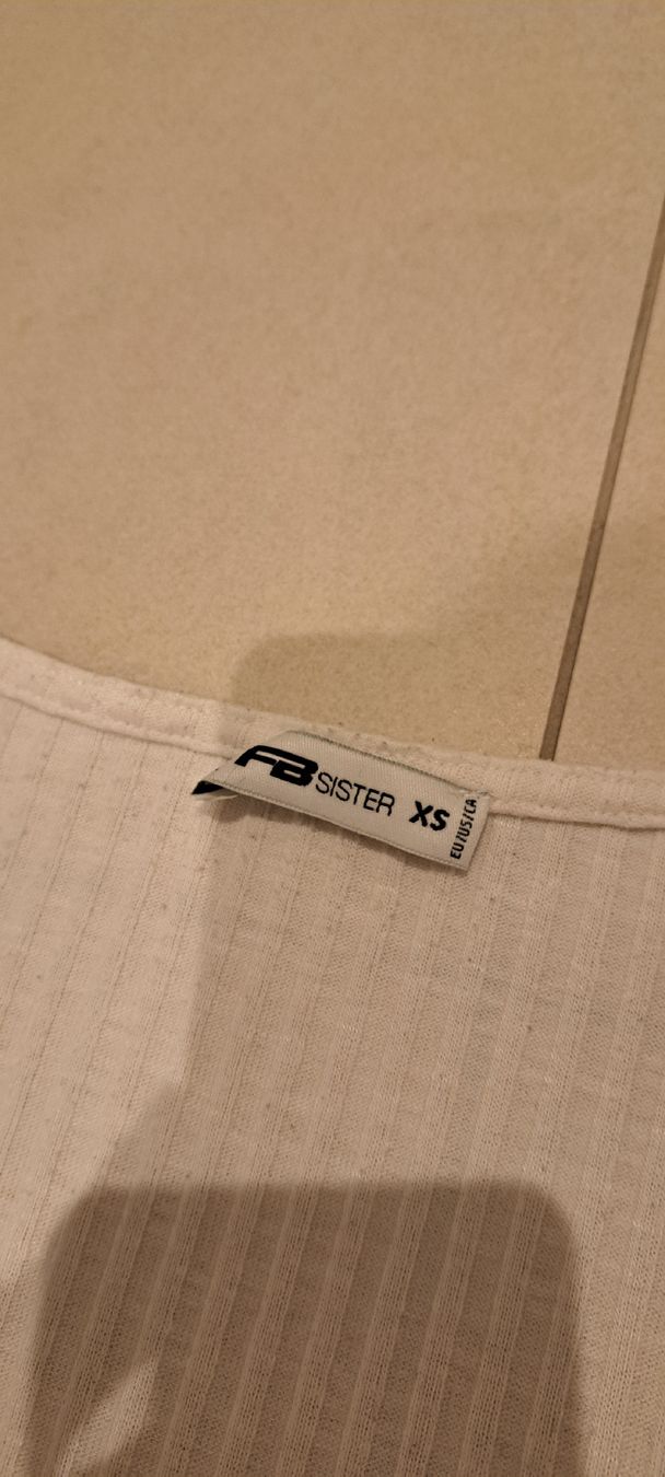H&M Lotti di vestiti: Kleiderpacket, Gr. XS, neuwertig – Usato da Euthal venduto da mel_ts8t 3