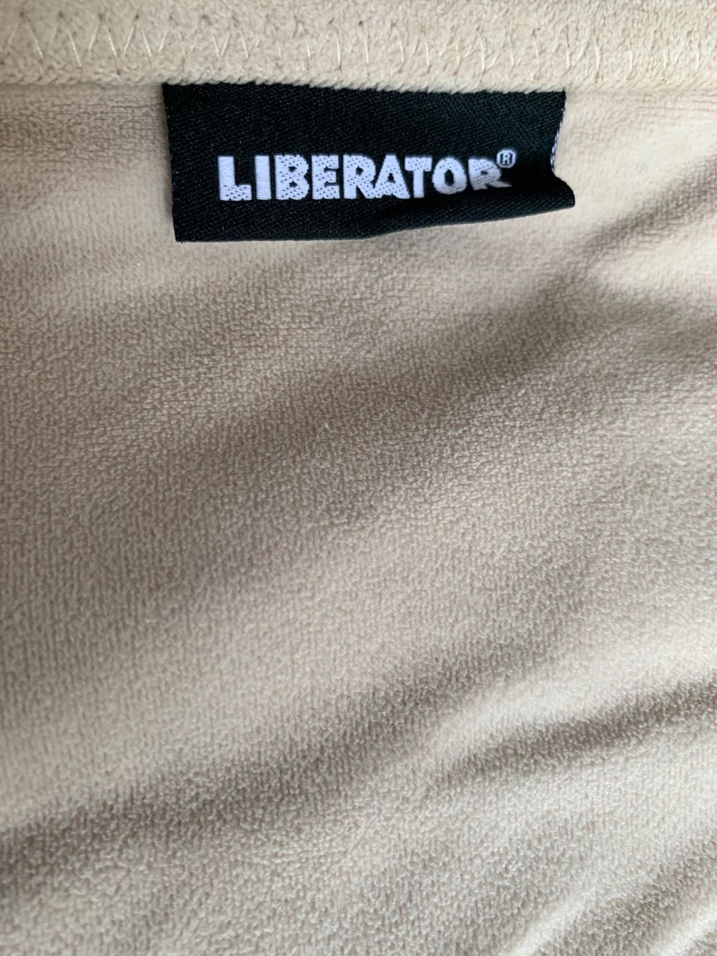 Decken: Couverture Liberator et huile intime – Gebraucht aus Crans-Montana von phi_mm65 2