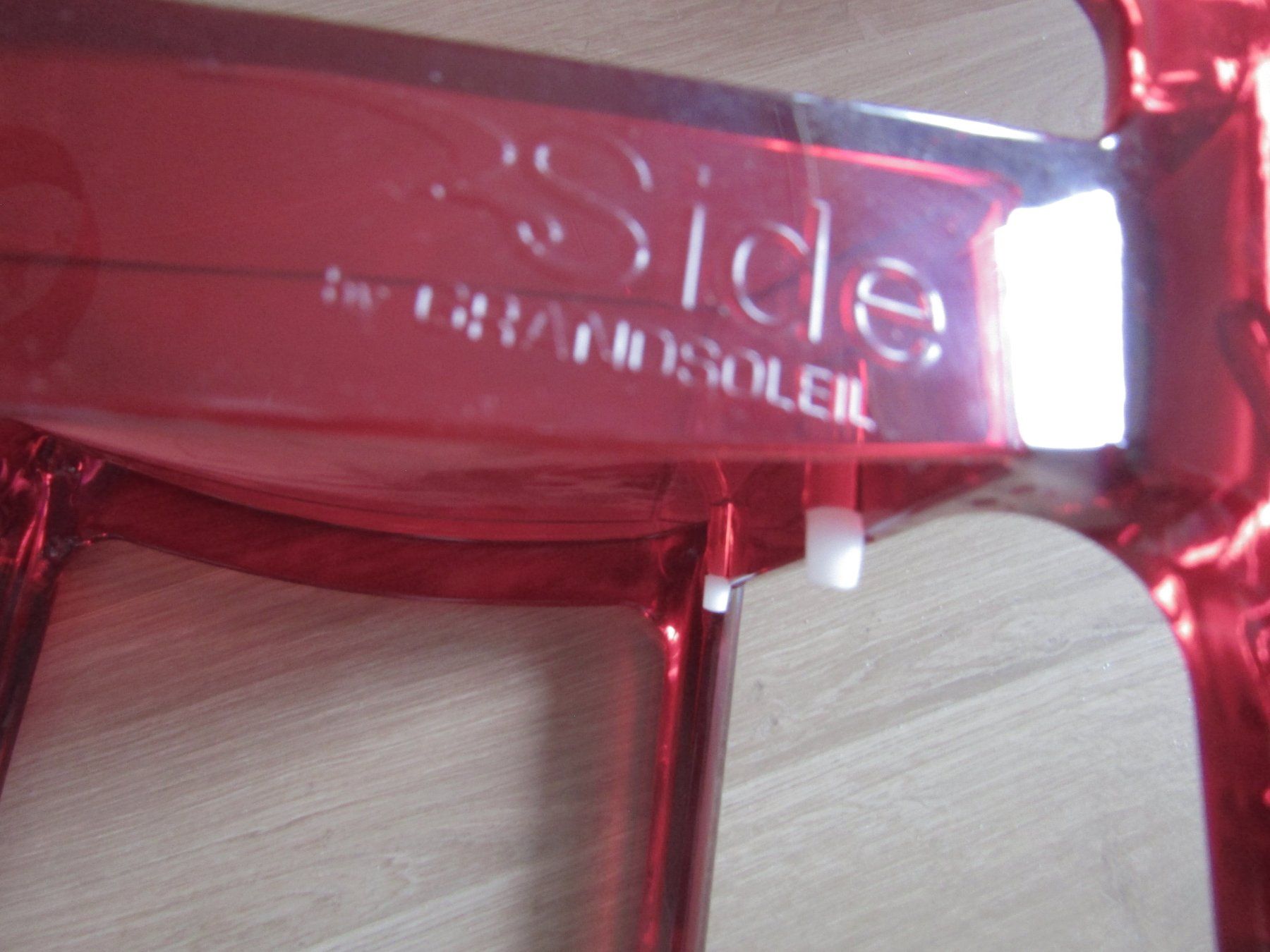 Sedie: 3 belles chaises en polycarbonate rouge – Usato da Delémont venduto da mamygateau 1
