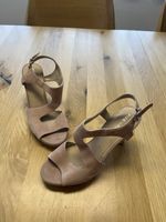 Elegante Wildleder Pump von Pier One, Grösse 37