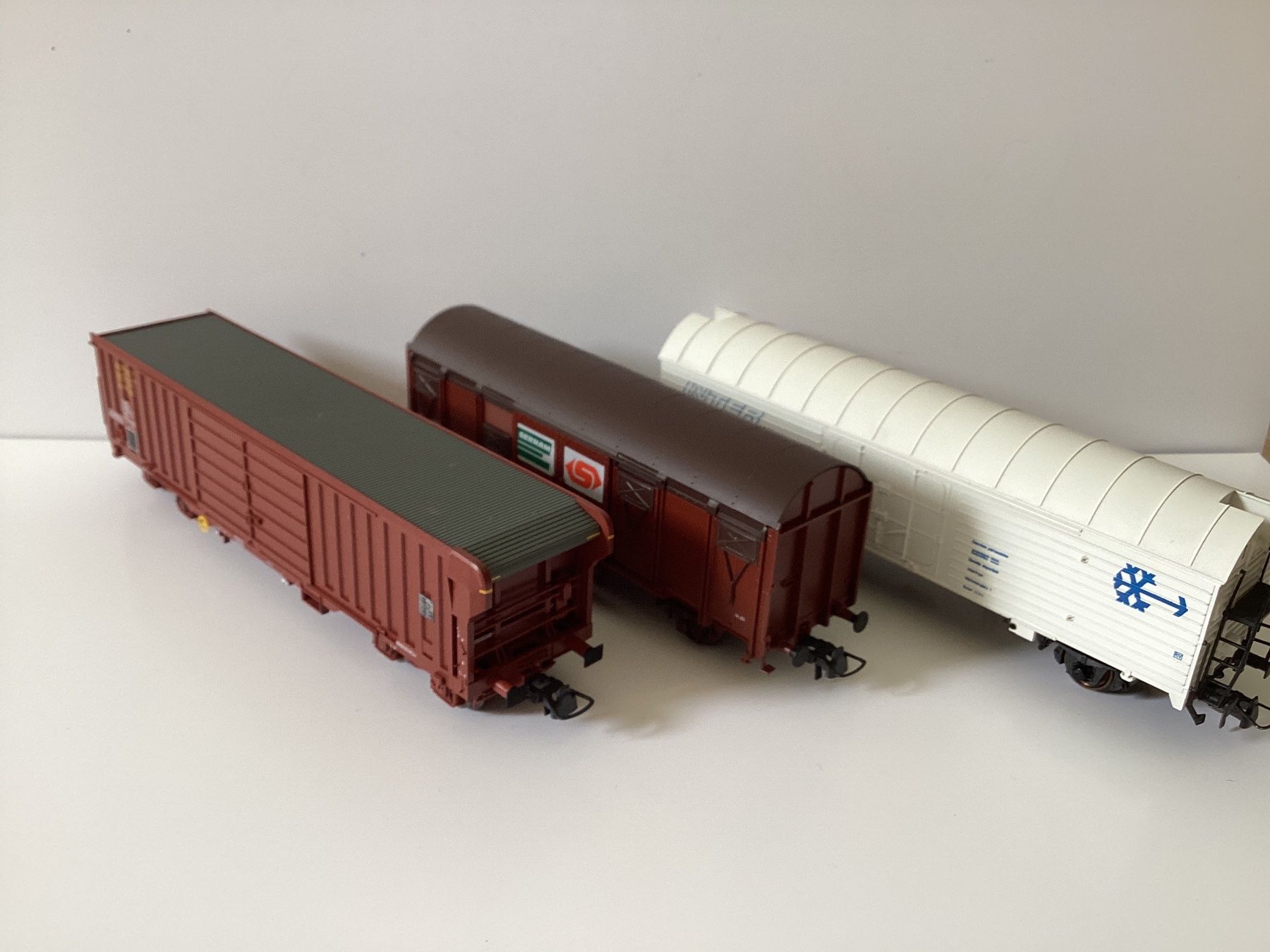 Roco Modellini di ferrovie: Roco Güterwagen SNCF 1:87 H0 – Usato da Effretikon venduto da simtek_de 2
