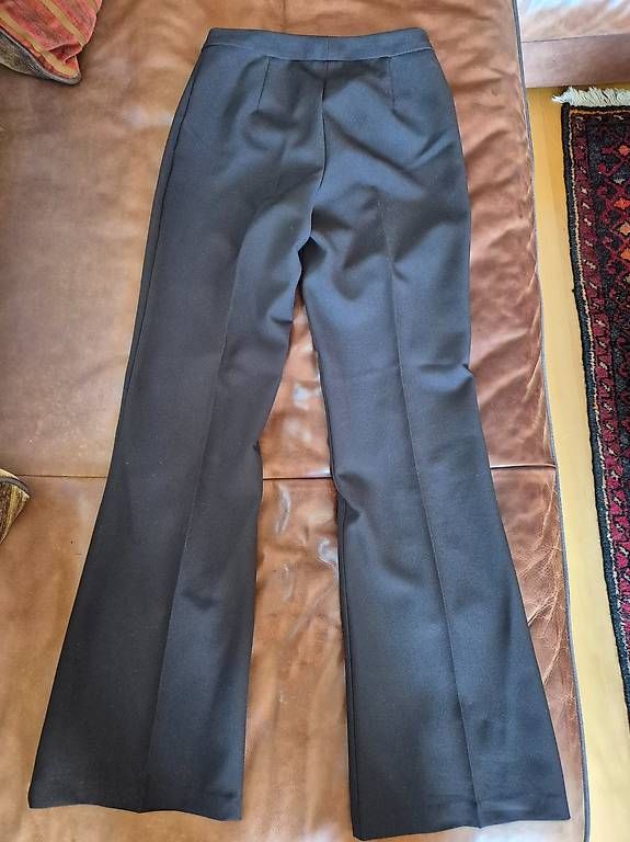 Pantaloni: Pantalon brun Benetton – Usato da Pully venduto da san_b2w6 1