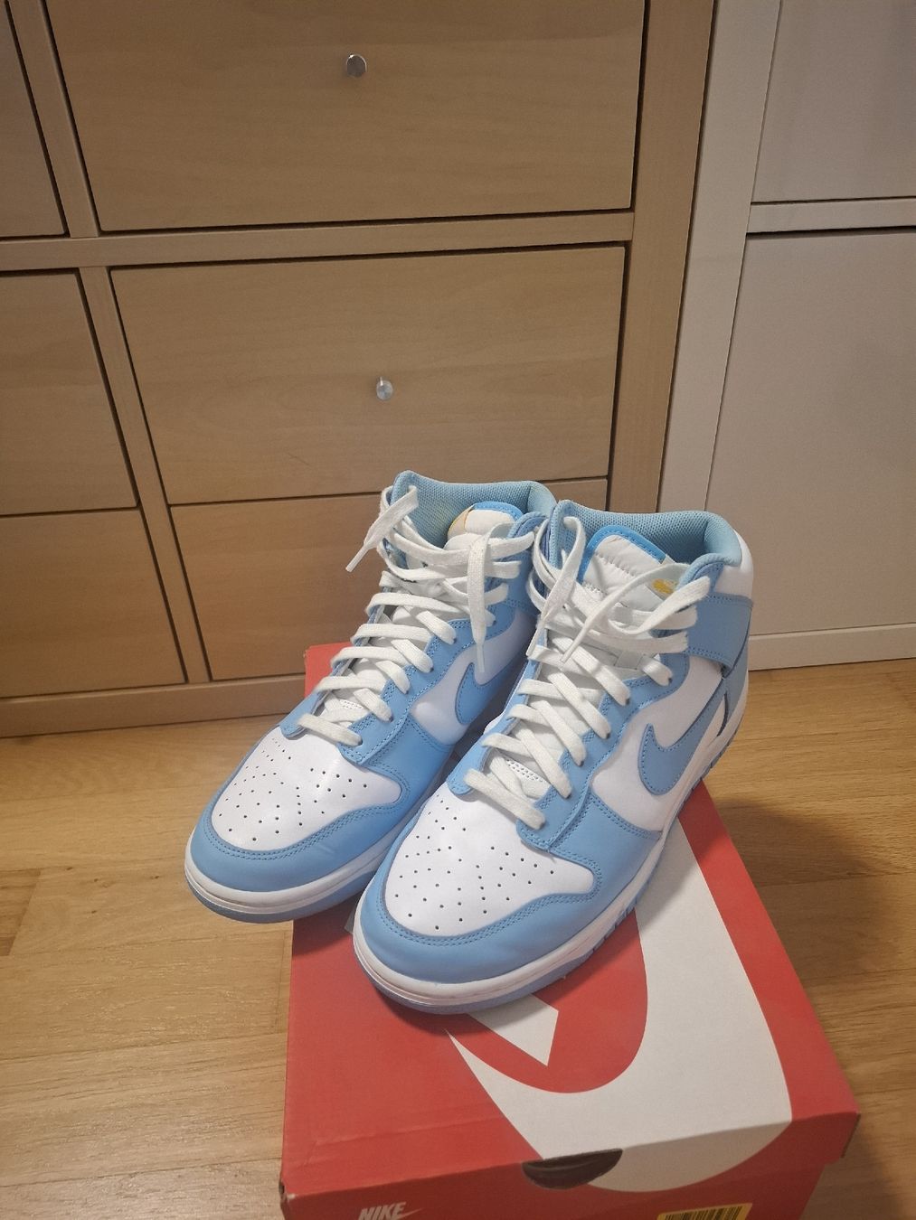 Nike Scarpe da uomo: Nike Dunk Retro High, Grösse 45, Neuwertig – Nuovo (secondo la descrizione) da Wittenbach venduto da joe_cq7x 1