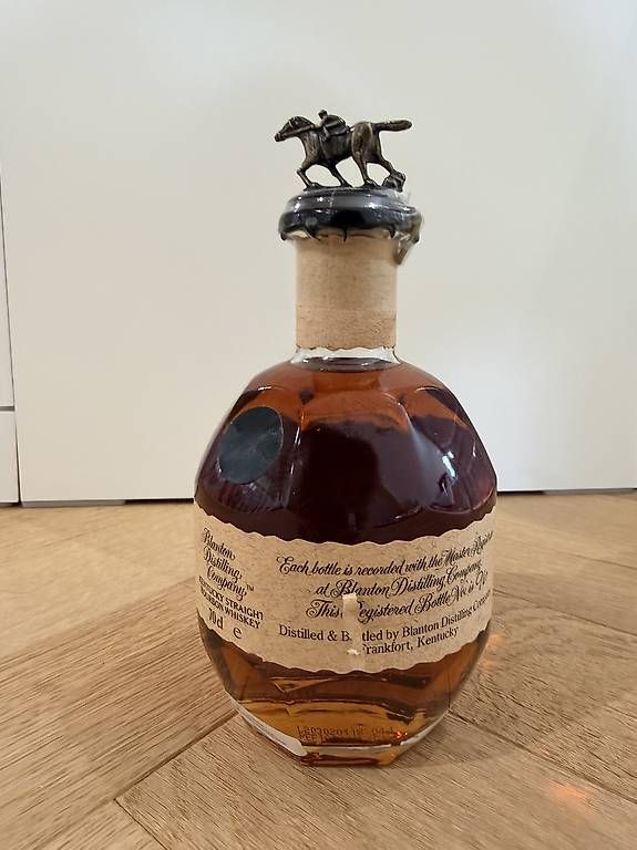 Bevande alcoliche: Blantons Original Single Barrel  Whiskey – Usato da Roggwil TG venduto da est_r5x7 1