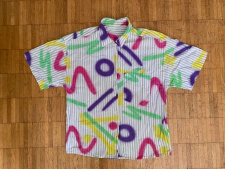 Buntes Vintage Kurzarmhemd / newman / grafische Muster