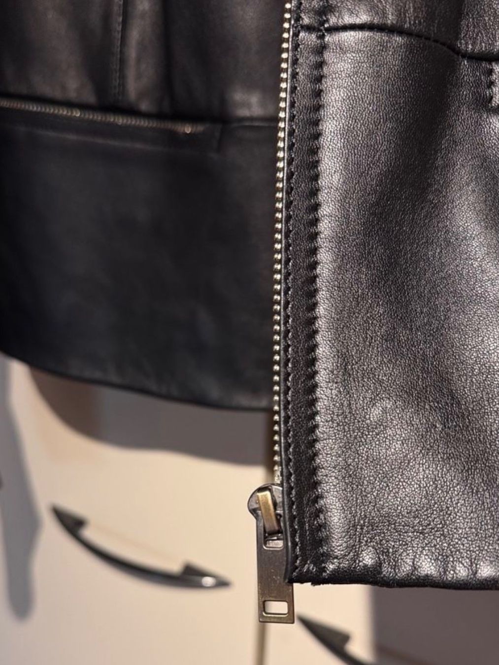 Massimo Dutti Jacken: Lederjacke Massimo Dutti schwarz – Gebraucht aus Ascona von Buisy81 5