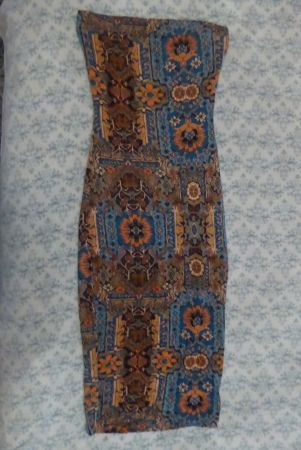 Schulterfreies enges Kleid GrXS  Crece Bund 32 cm