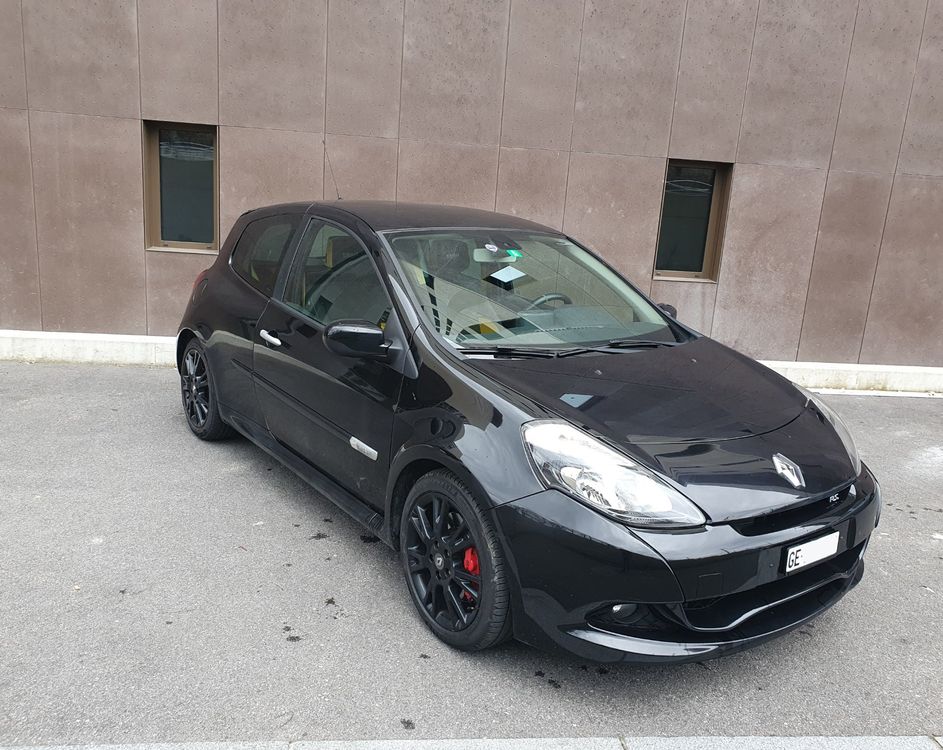 RENAULT CLIO 3 RS CUP 1/18 EUR 100,00 - FR
