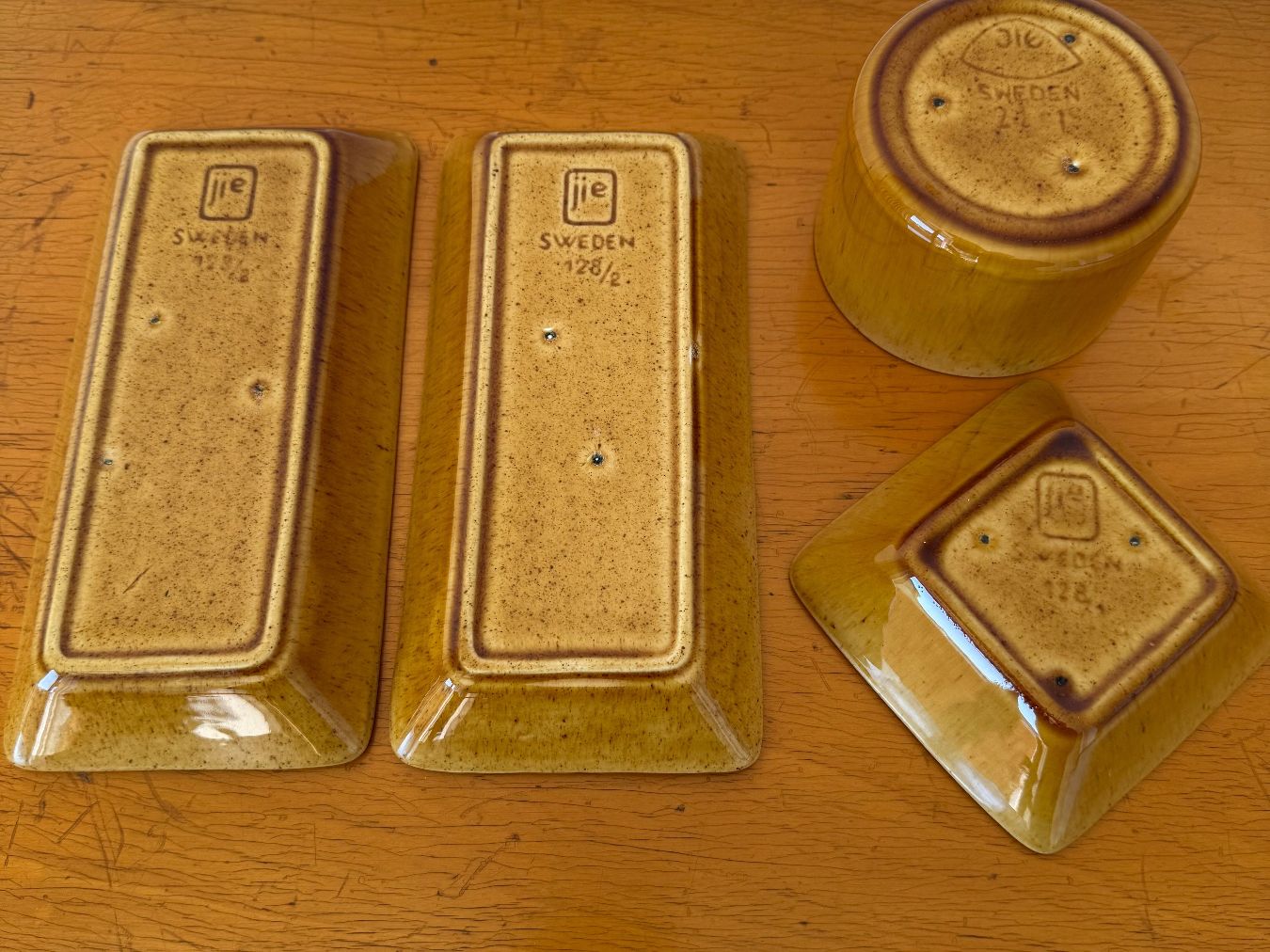 Geschirrsets: jje Cantofta Sweden Apero- oder Vorspeisenset Midcentury – Gebraucht aus Luzern von Mamutpe 2