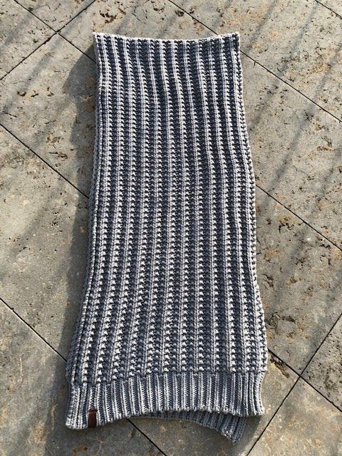 Foulard & Sciarpe: Schal in grau von Superdry – Usato da Küsnacht ZH venduto da Cmunte01
