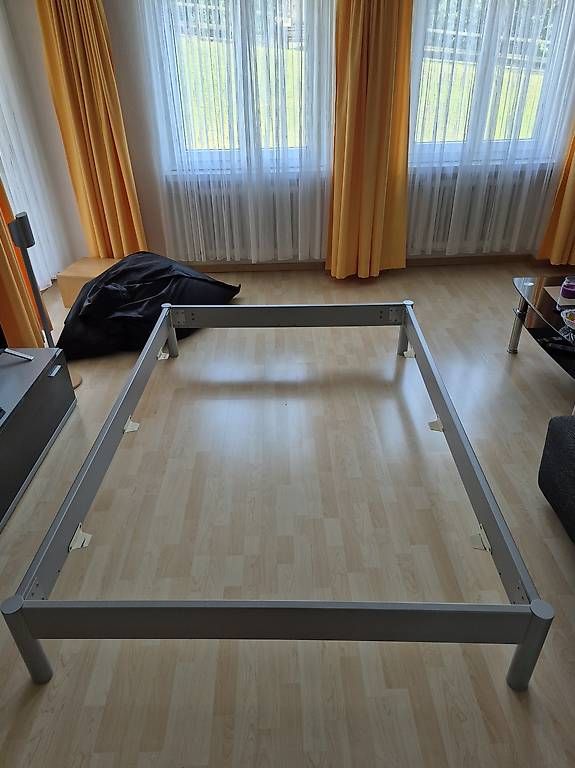 Betten: Bett – Gebraucht aus Zizers von AstraT 1