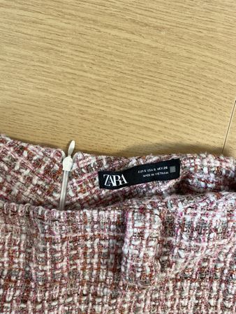 Élégante Mini Jupe Tweed Zara comme neuf 