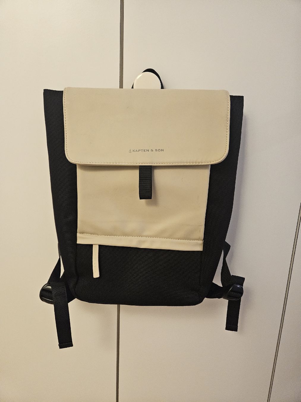 Kapten & Son Rucksäcke: Kaptan and Son Rucksack – Gebraucht aus Zuchwil von ll5_zjt6