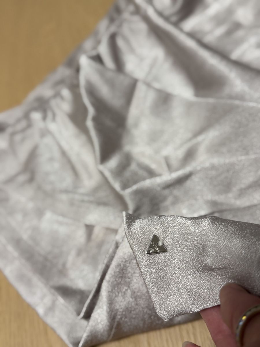 Guess Kleider: Guess Kleid Silber - S – Gebraucht aus Wetzikon ZH von dor_rmq2 3