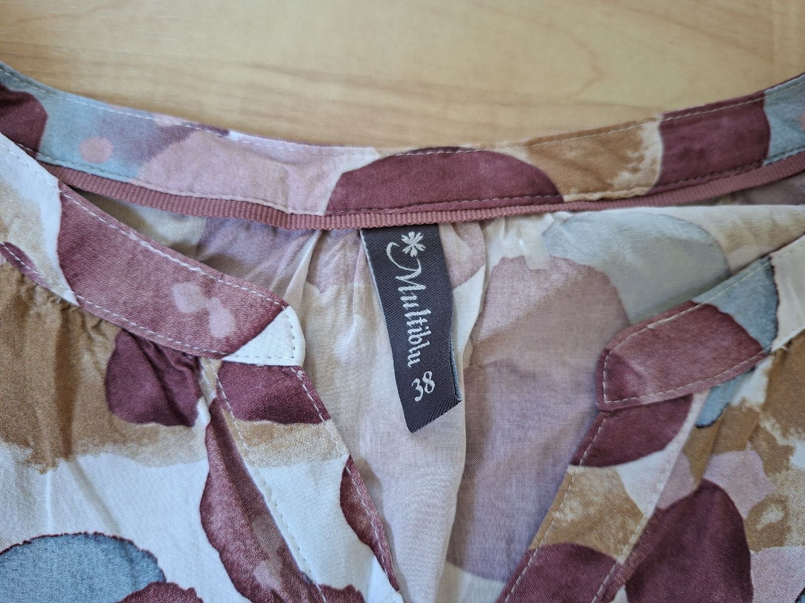 Camicette: Multiblu Damen Bluse Gr. 38 – Usato da Niederlenz venduto da Sol7d 1