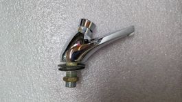 Robinet poussoir 1/2 Presto