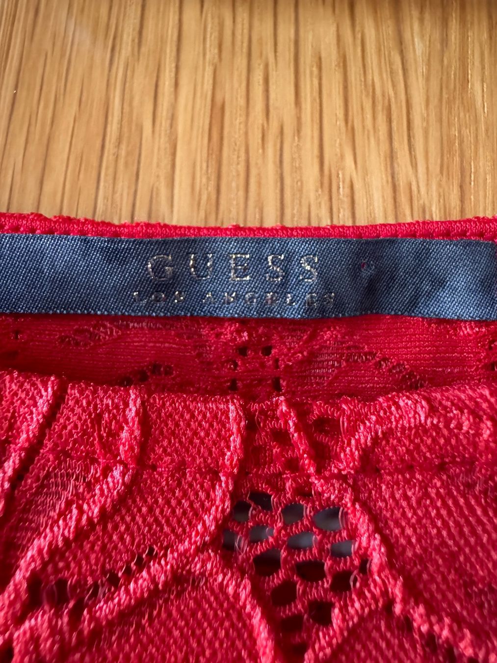 Guess Vestiti: Etui-Kleid von Guess Gr. 36 – Usato da Grosswangen venduto da second_hand_dress 1