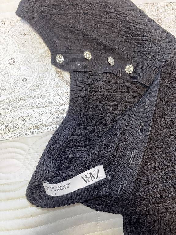 Robes: Robe Zara taille M – D'occasion à Châtelaine par gar_fxl2 1