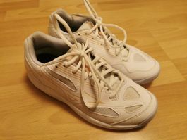 Mizuno Sportschuhe Grösse 38.5