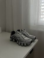 Nike Shox 
