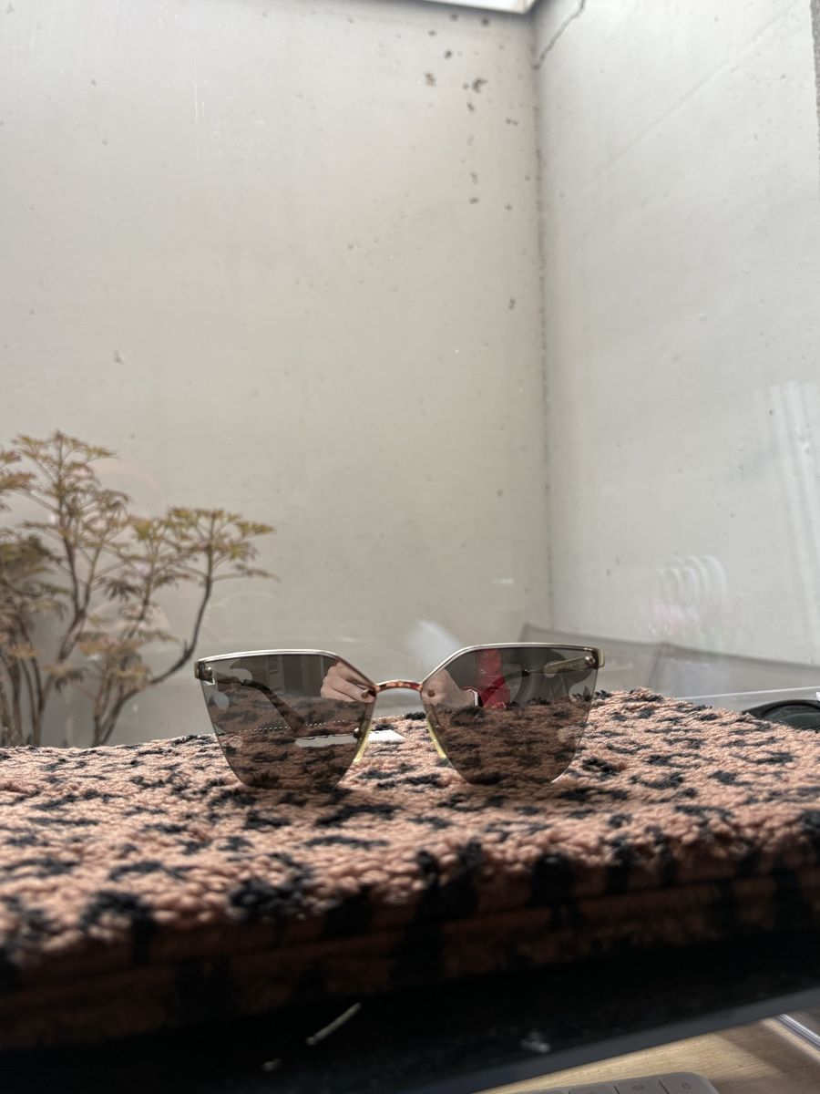 Prada Occhiali & Lenti: Lunettes de soleil Prada – Usato da Vésenaz venduto da ilomd 5