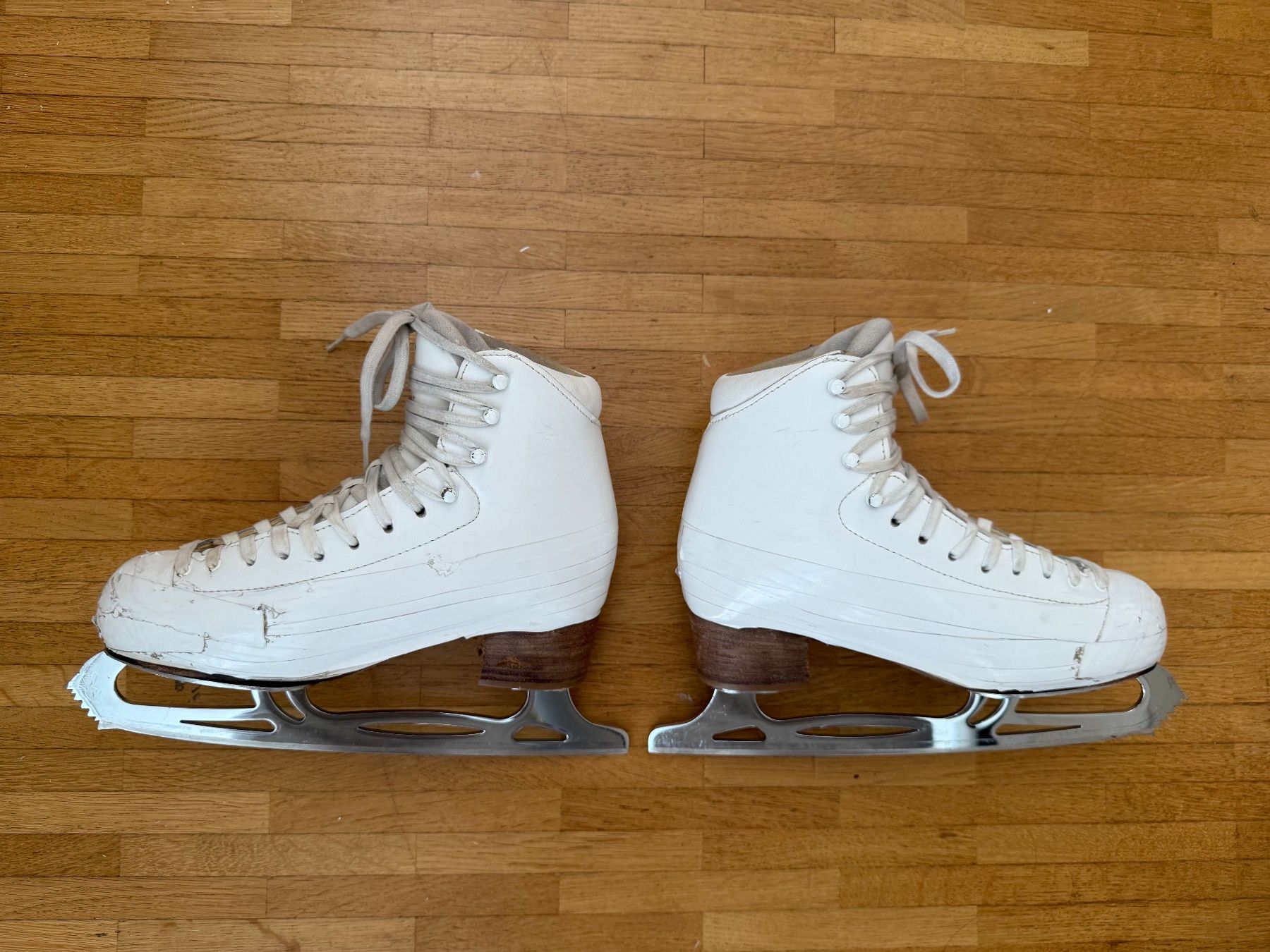 Pattini da ghiaccio: Schlittschuhe Risport RF 3 Pro Gr. 24.0 Breite C – Usato da Zürich venduto da makmakmak 1