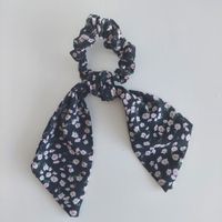 Scrunchie mit Schleife