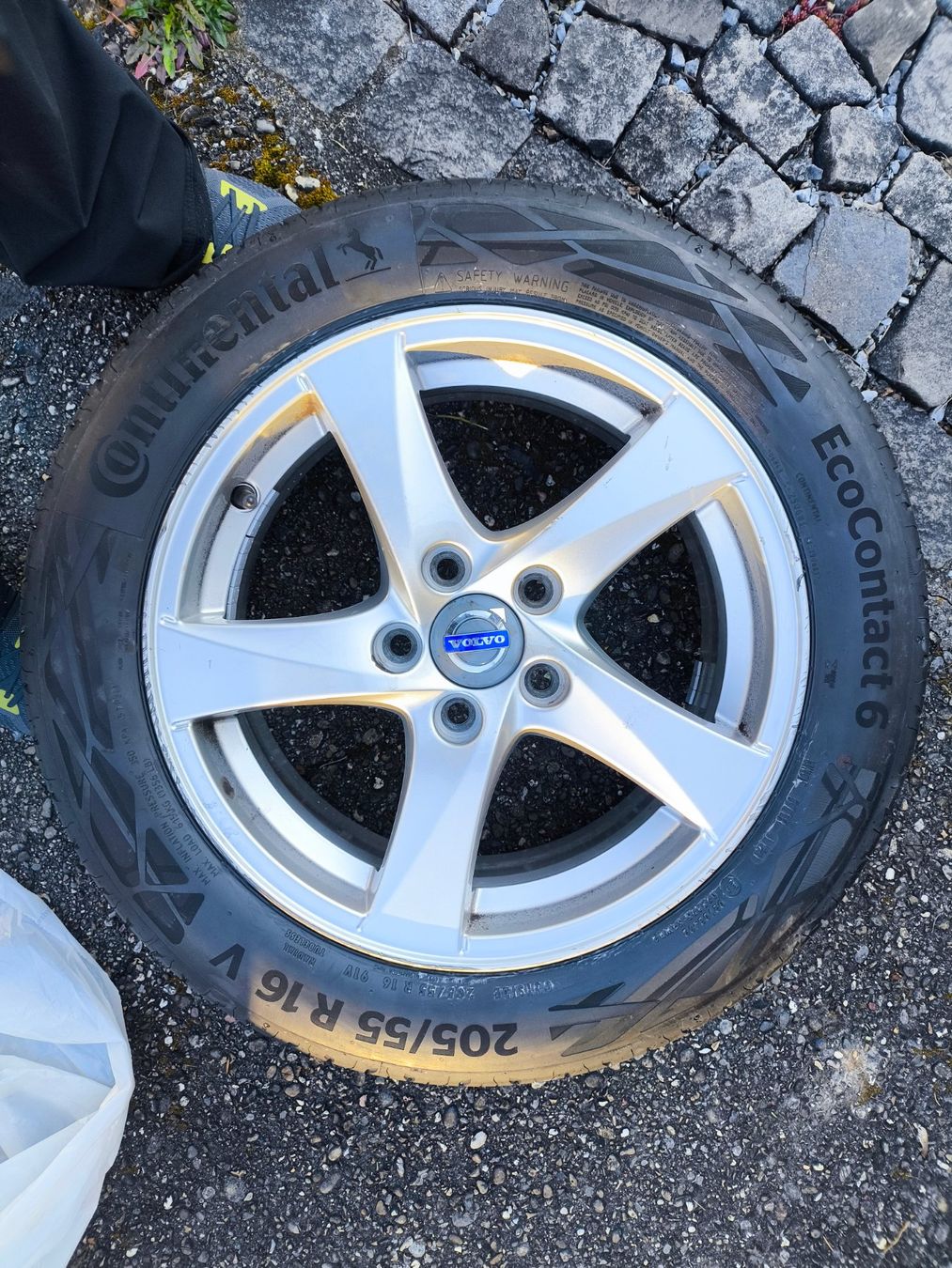 Continental Pneus & Kompletträder: Set Volvo 4x Sommerreifen 205/55 R16 91V – Gebraucht aus Möhlin von mcintel 4