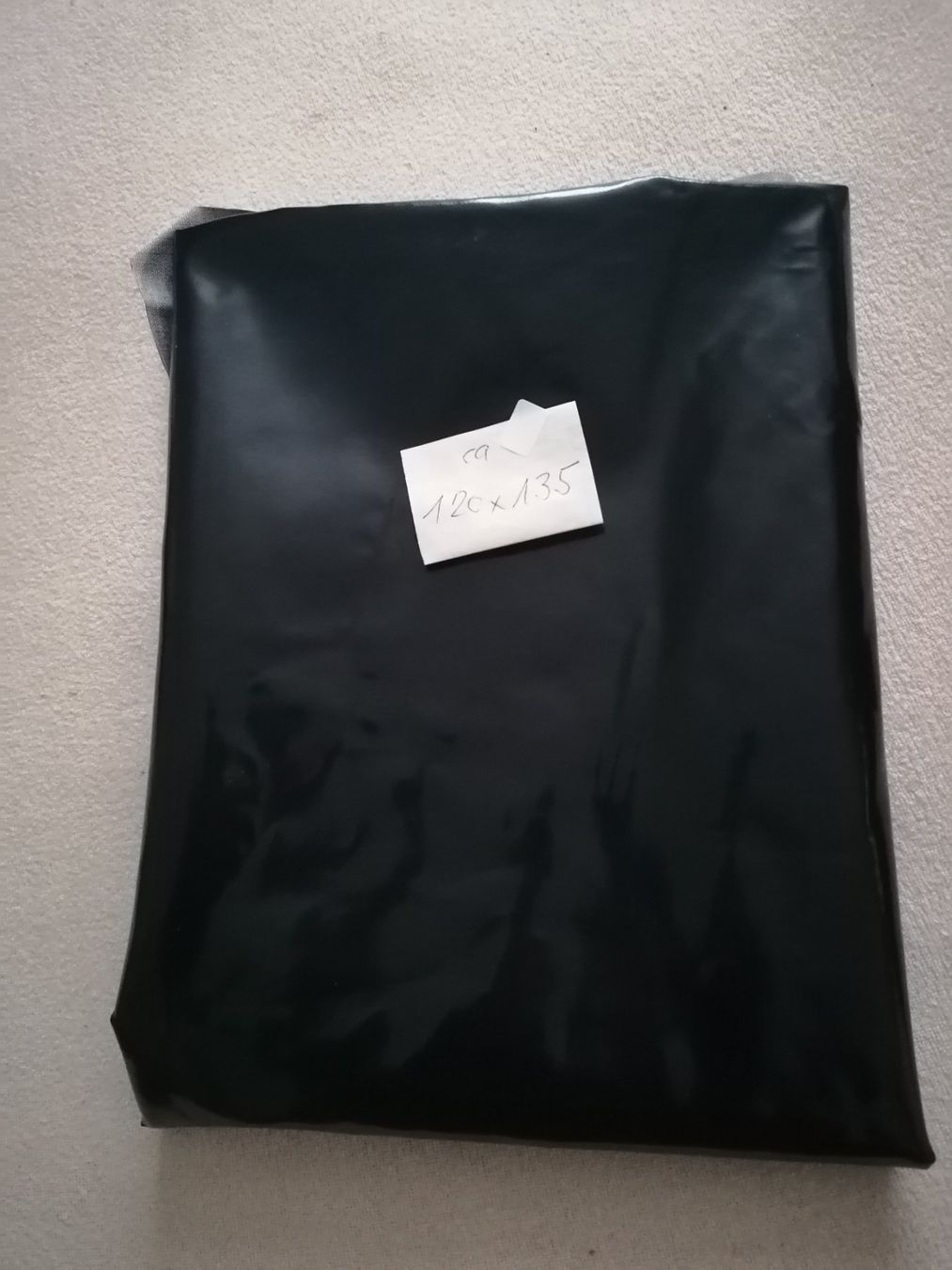 Tessuti: Glaenzender Kunststoff schwarz – Usato da Chezard St-Martin venduto da Loucail