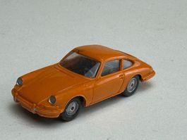 Wiking Porsche 911 h-orangegelb eingesetztes Lenkrad