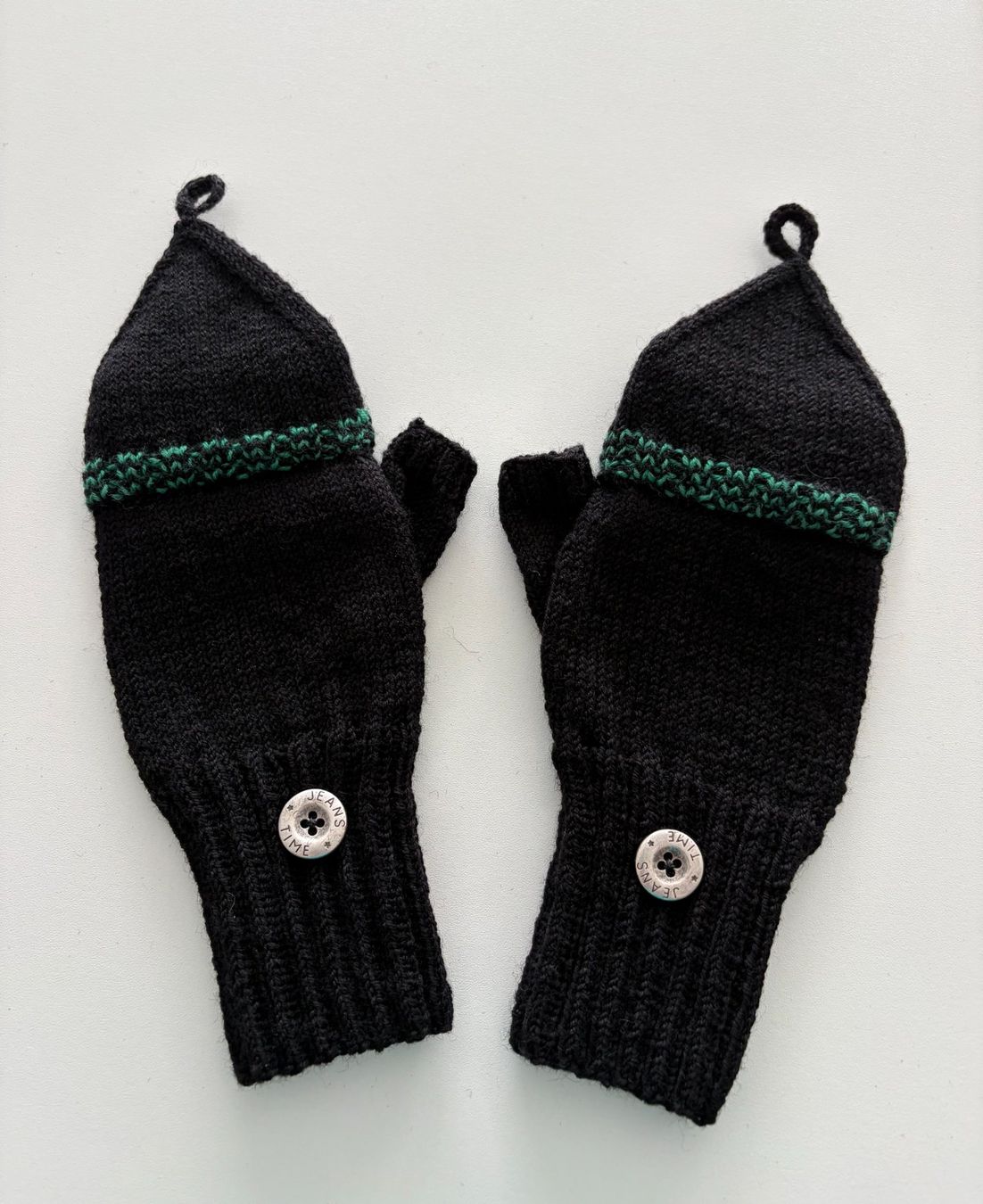 Guanti & manicotti: Praktische Markt-Handschuhe handgestrickt – Nuovo e nell'imballaggio originale da Täuffelen venduto da sohalt 1