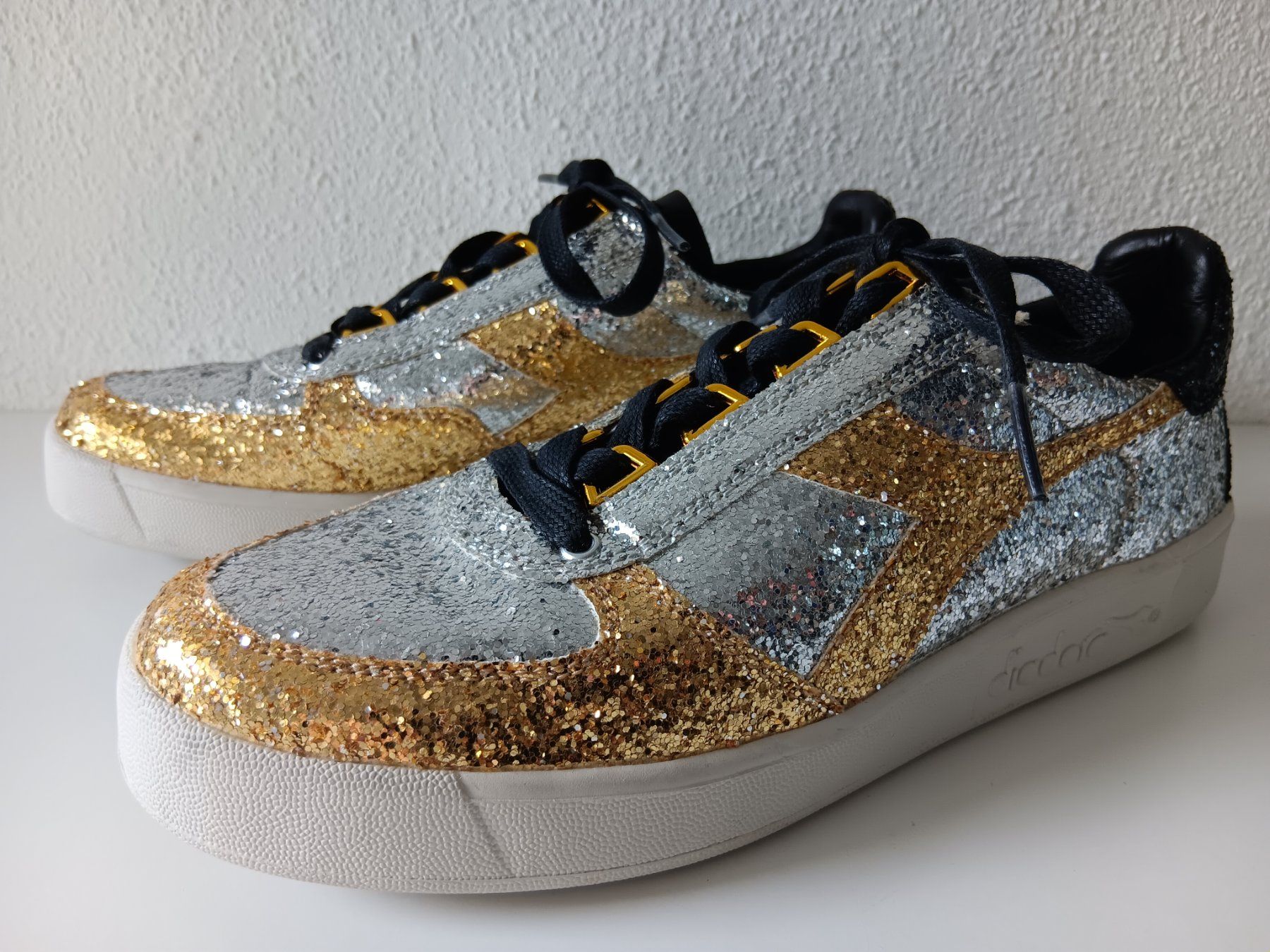 Diadora Herrenschuhe: DIADORA Sneakers pointure / Nummer 40 – Neu (gemäss Beschreibung) aus Cossonay-ville von Super-Price-Quality 2