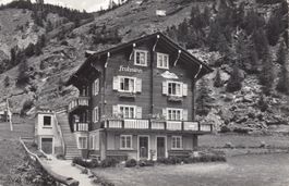 Unter dem Berg  VS (Saas Grund) -  Chalet Frohsinn   um 1965