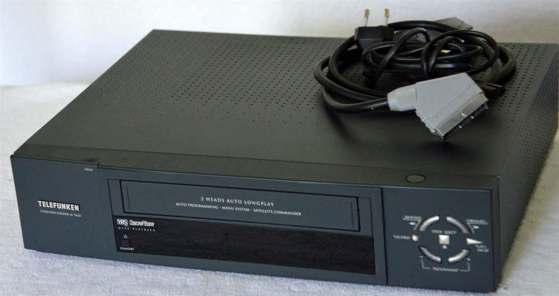 Registratori: Videorecorder VHS  Telefunken M 9625 magnétoscope – Usato da Collonges venduto da arashee