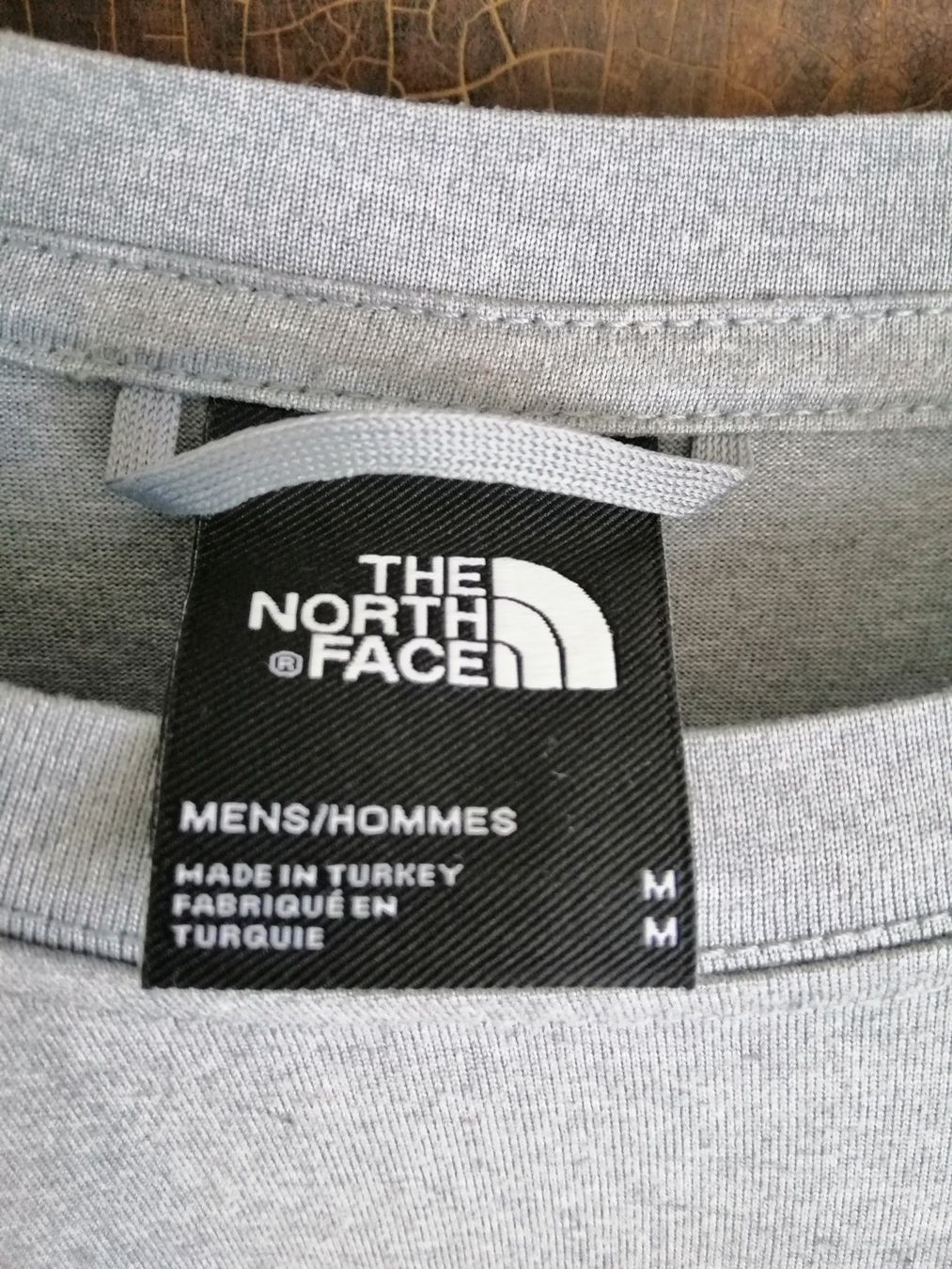 North Face T-shirt: The North Face Tshirt Gr. M (Original) – Usato da Fahrwangen venduto da  3