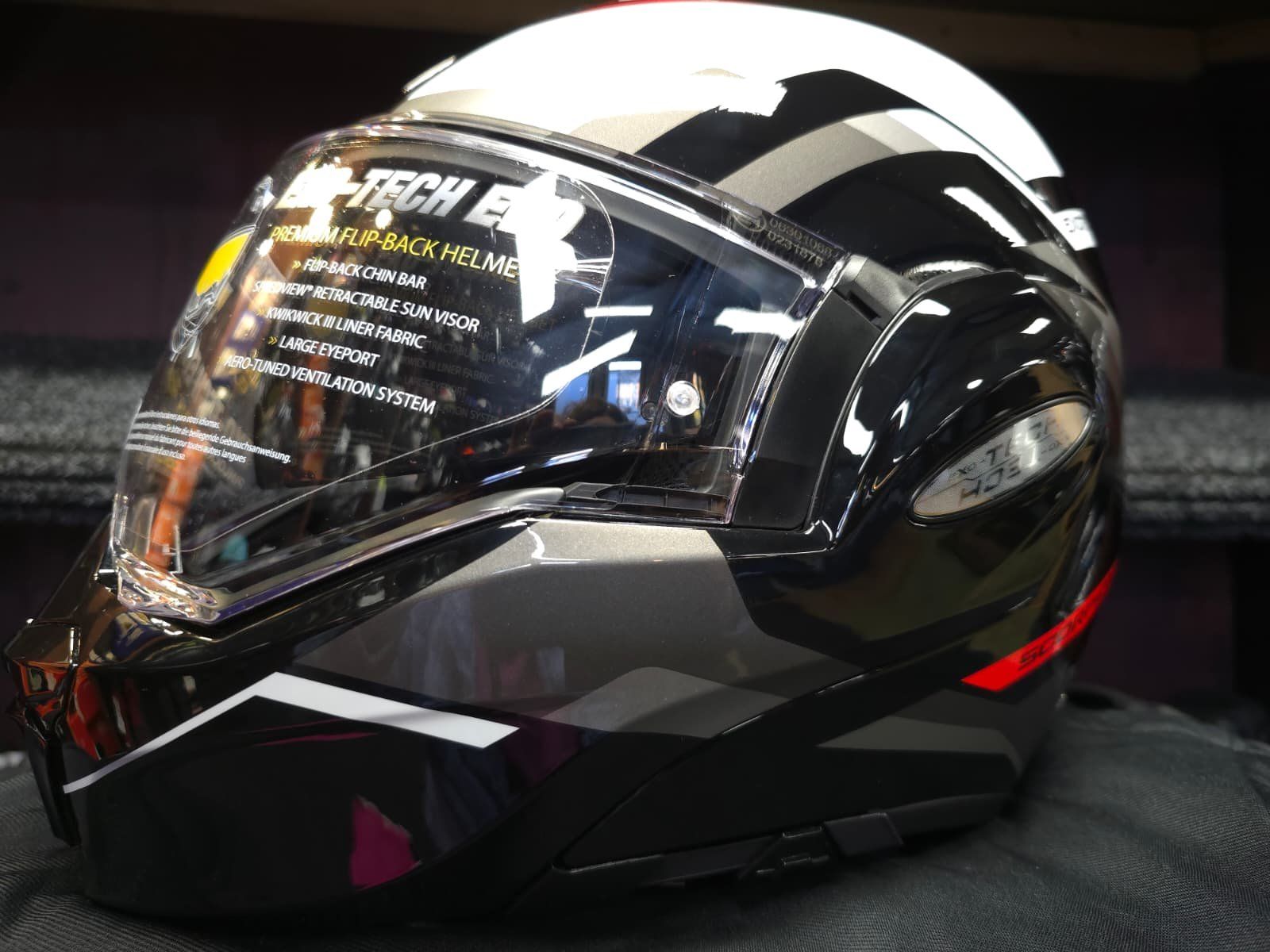 Helme & Visiere: Casque Scorpion Exo-Tech Evo Furio noir/rouge – Neu und originalverpackt aus Yverdon-les-Bains von MotoFactory. 6