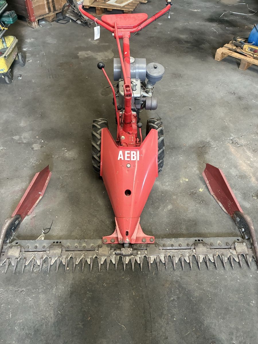 Aebi Toutes les machines: Aebi AM15 Motormäher – D'occasion à Berschis par 746383