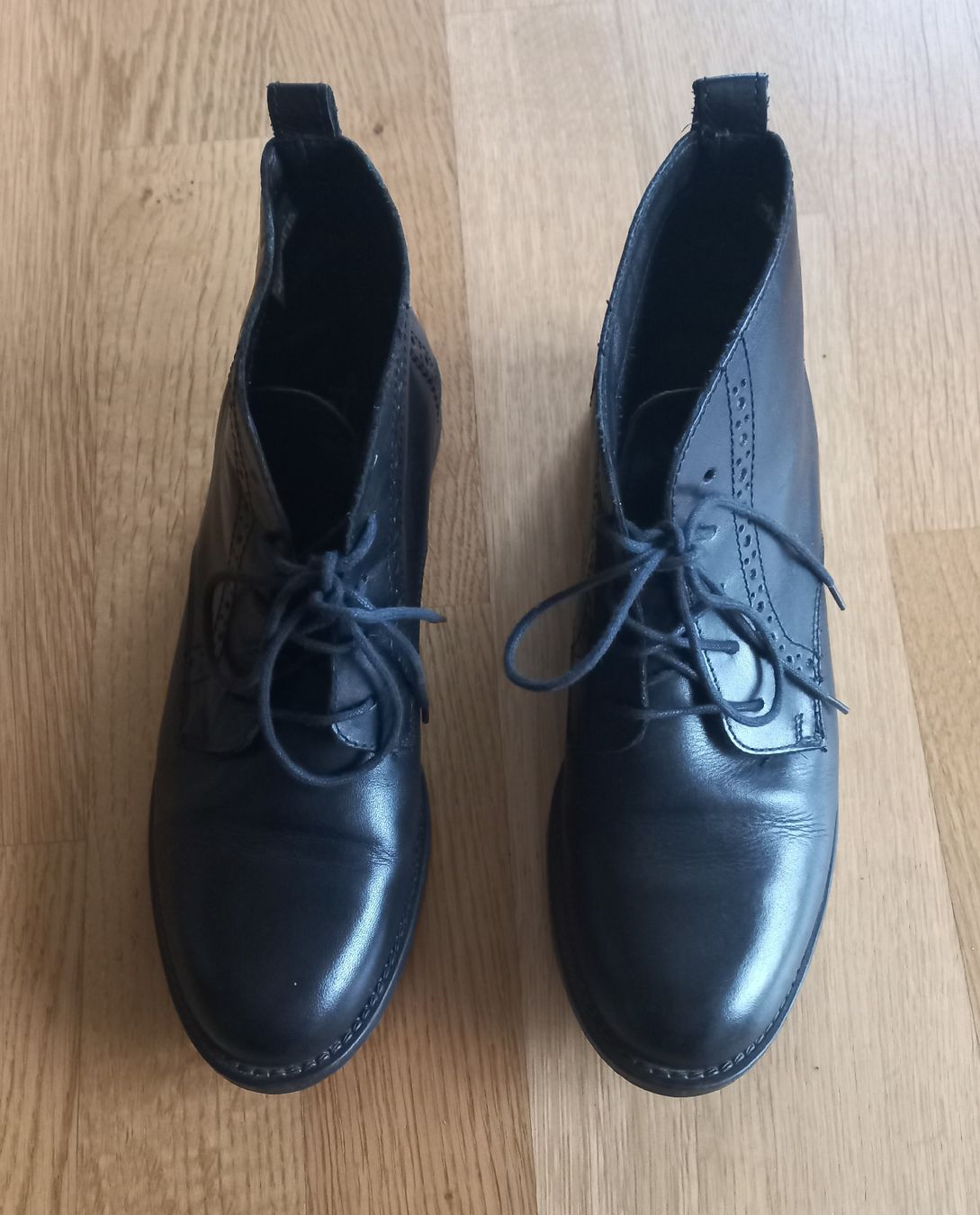 Tamaris Scarpe da donna: Tamaris Stiefeletten / bottines / ankle boots – Usato da Zürich venduto da vgr_sb8k 3