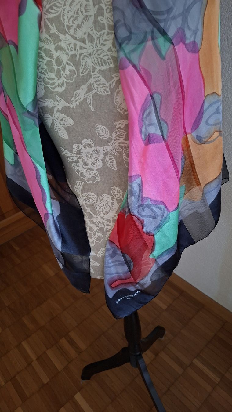 Foulard & Sciarpe: Foulard – Usato da Wünnewil venduto da 04Blume 1