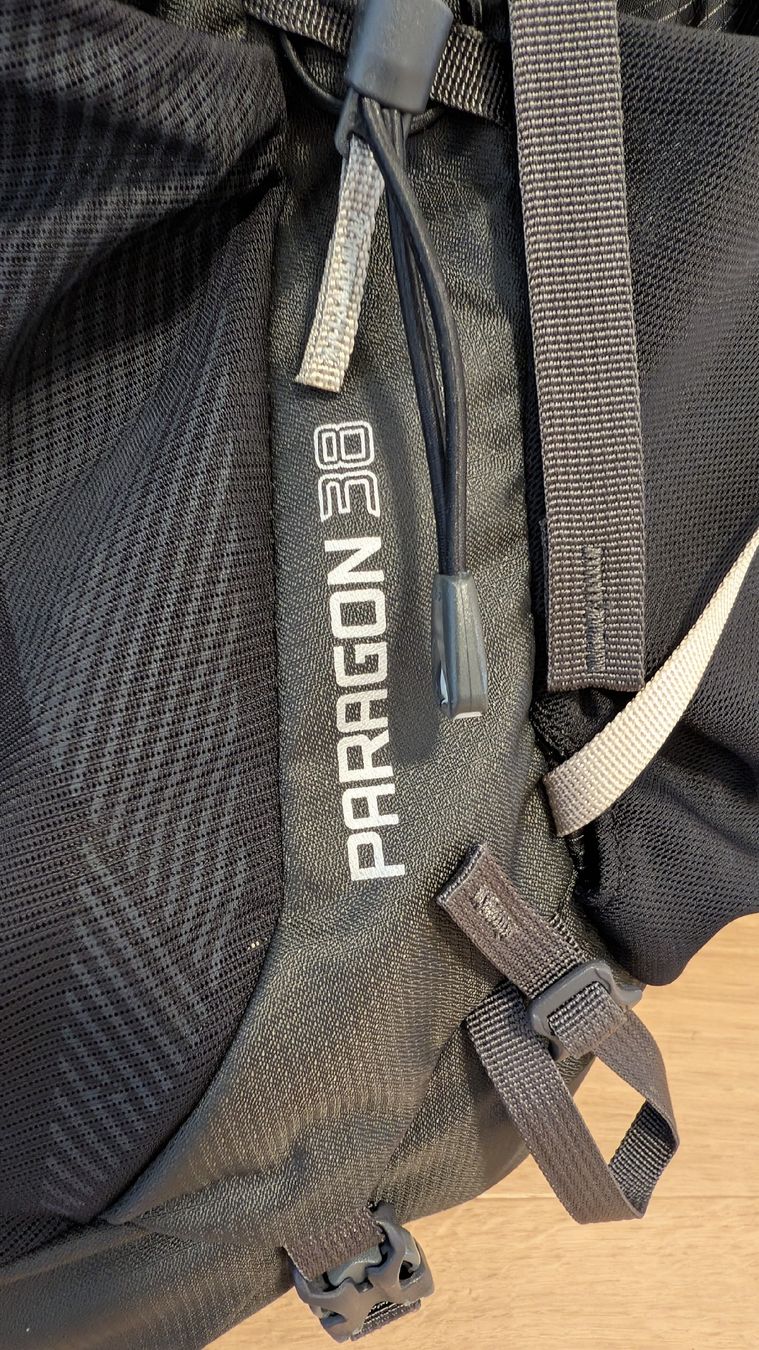 Gregory Sacs à dos: Gregory Paragon Wanderrucksack 38L anthrazit – D'occasion à Schmerikon par speedi18 2