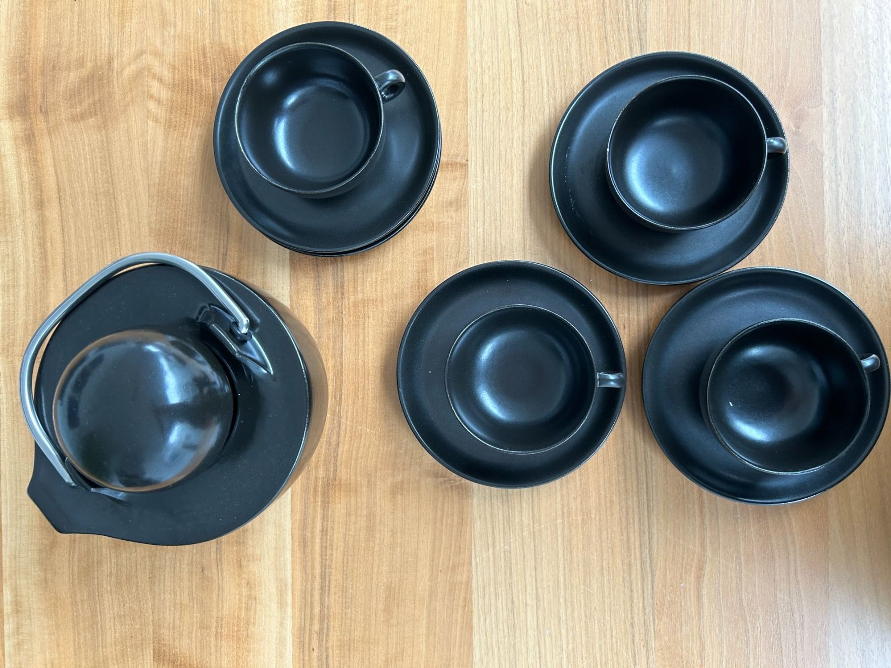 Set di piatti: Modernes Tee Service – Usato da Worb venduto da -rene-