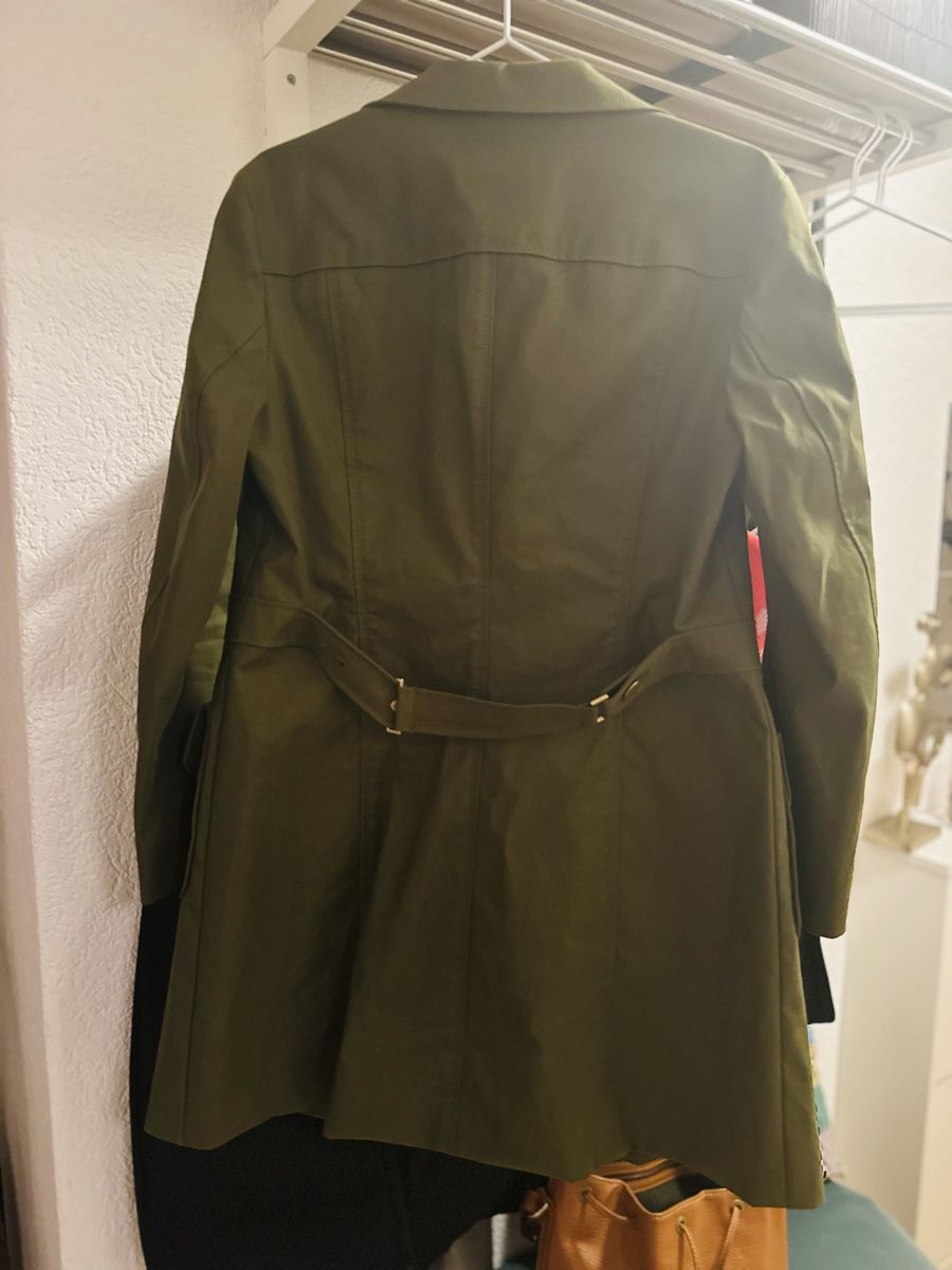 Hugo Boss Cappotti: Hugo Boss Damenjacke 38 – Usato da Uetikon am See venduto da Mici_Ki 3