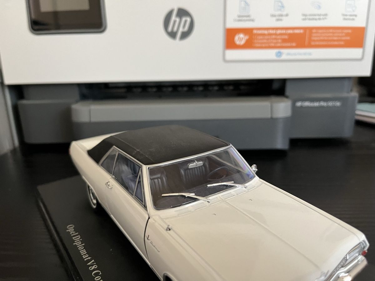 Opel Modellini d'auto: Opel Diplomat V8.   1:24 – Usato da Rümlang venduto da Papamoll4 2