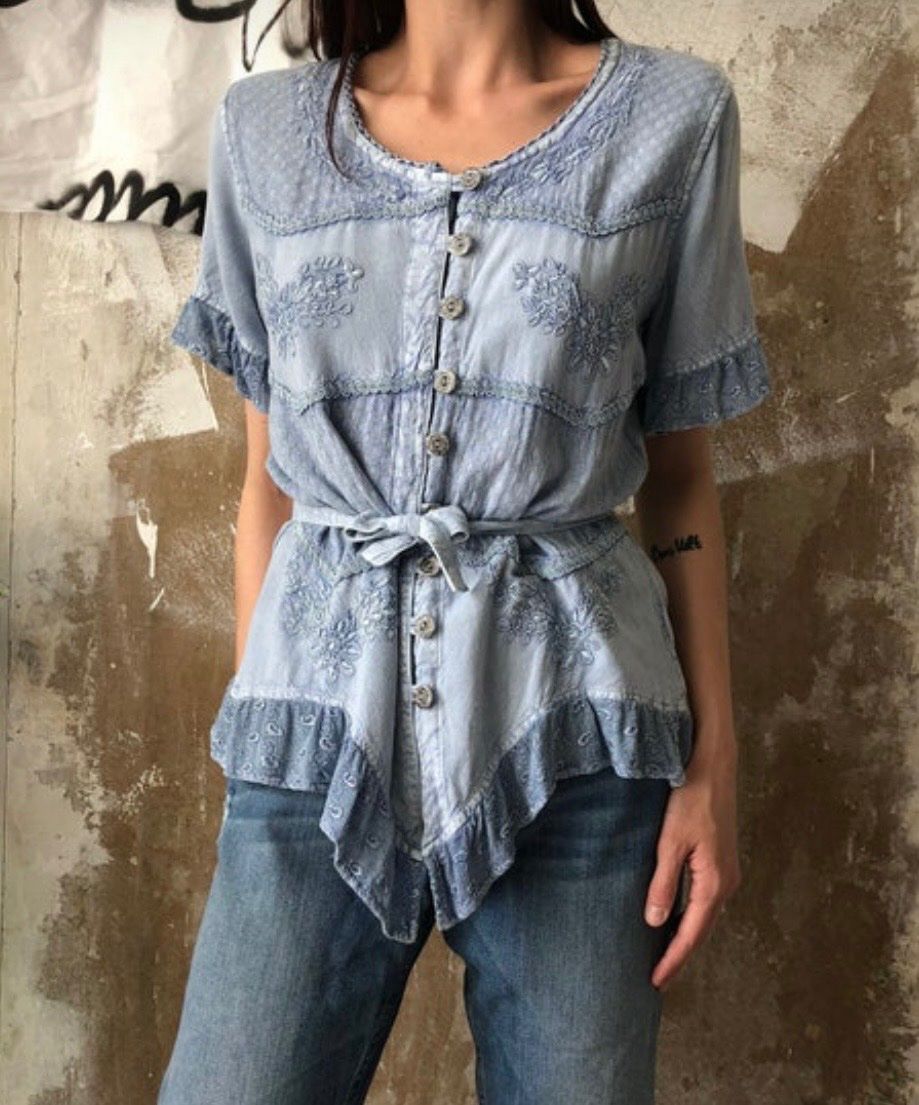 Camicette: Hübsche Bluse in S Vintage – Usato da Winterthur venduto da Sunshineandrain
