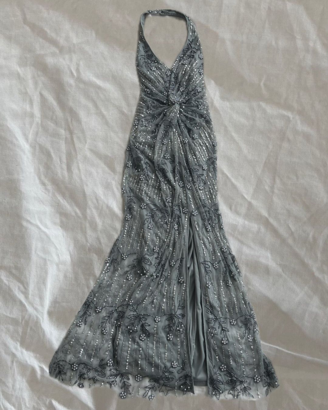 Robes: Embellished Sequin maxi halter dress – D'occasion à Genève par toandfrom 9