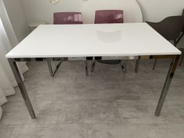 Esstisch Torsby IKEA / 4 Personen / 135cm x 85cm /
