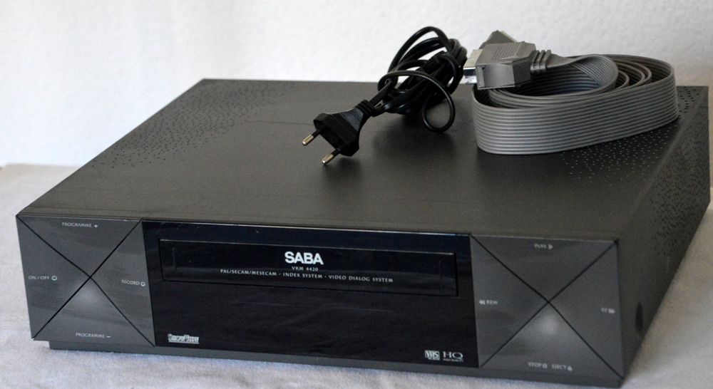 Magnetoscope vhs saba continental edison vk 2632 vintage ann à Ardres