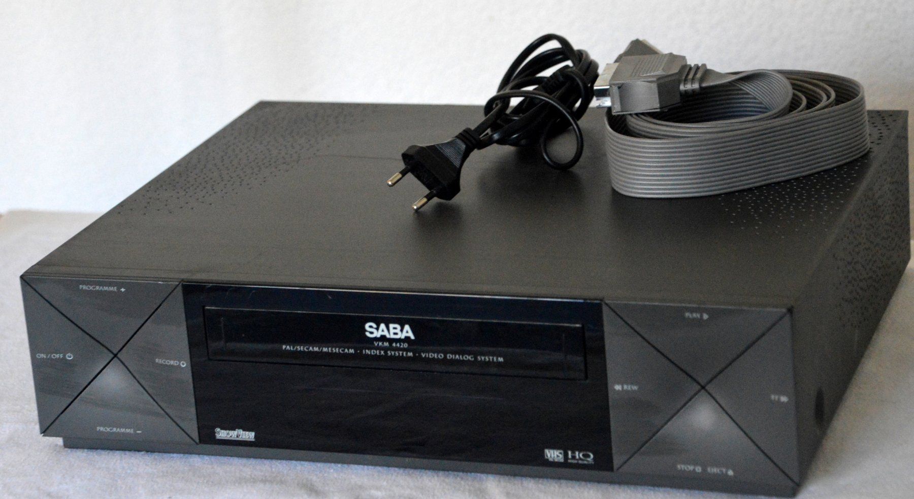 Registratori: Videorecorder VHS Saba VKM 4420 magnétoscope – Usato da Collonges venduto da arashee
