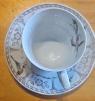 Kaffeetasse mit Untertasse Porzellan Vogelmotiv neuwertig