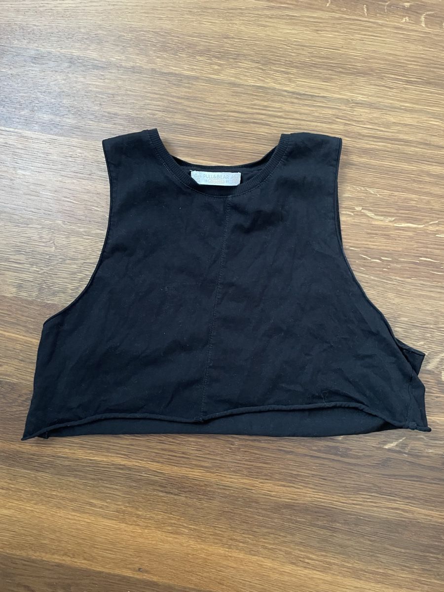 Pull&Bear Tops: Schwarzes Top von Pull&Bear – D'occasion à Liestal par ela_2g9s 1